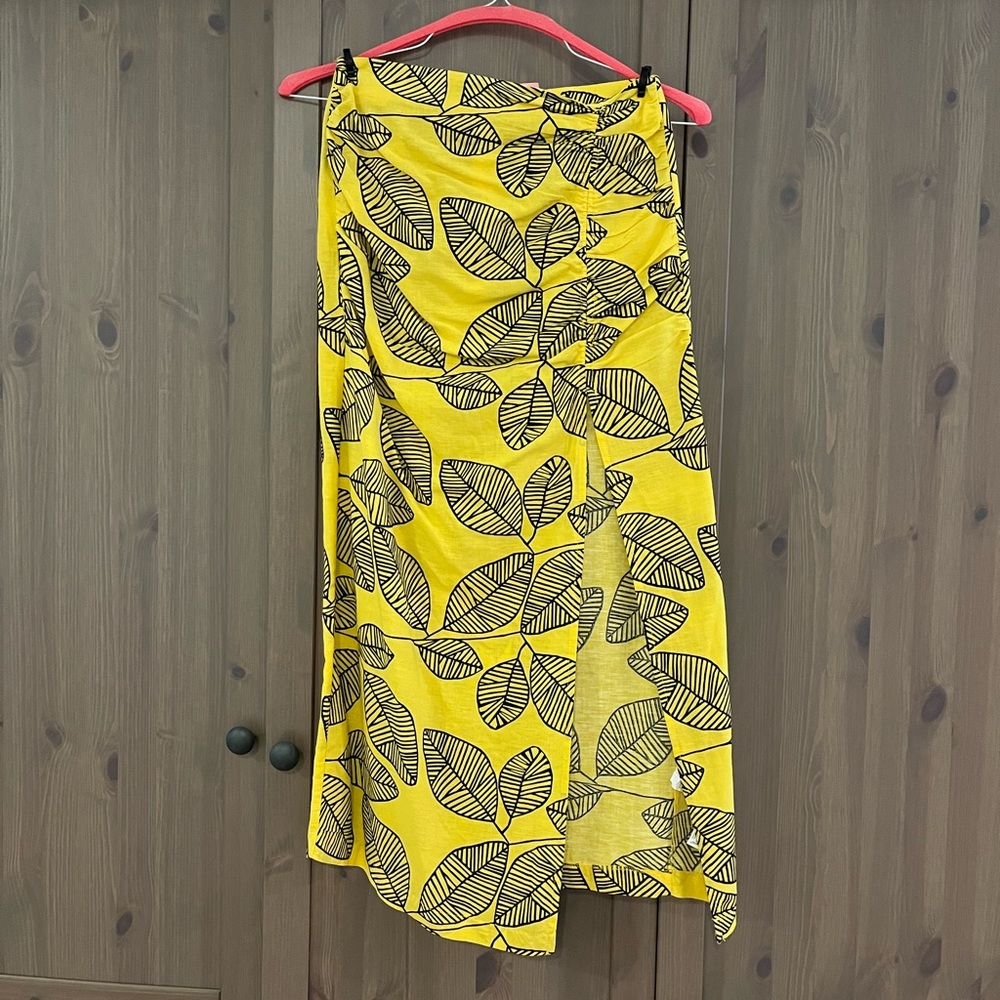 EUC Zara Skirt size S